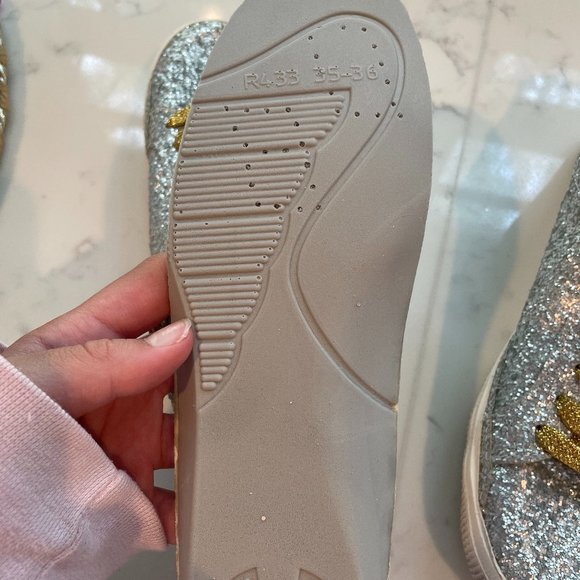 Golden Gooses NWT never worn - Picture 8 of 8